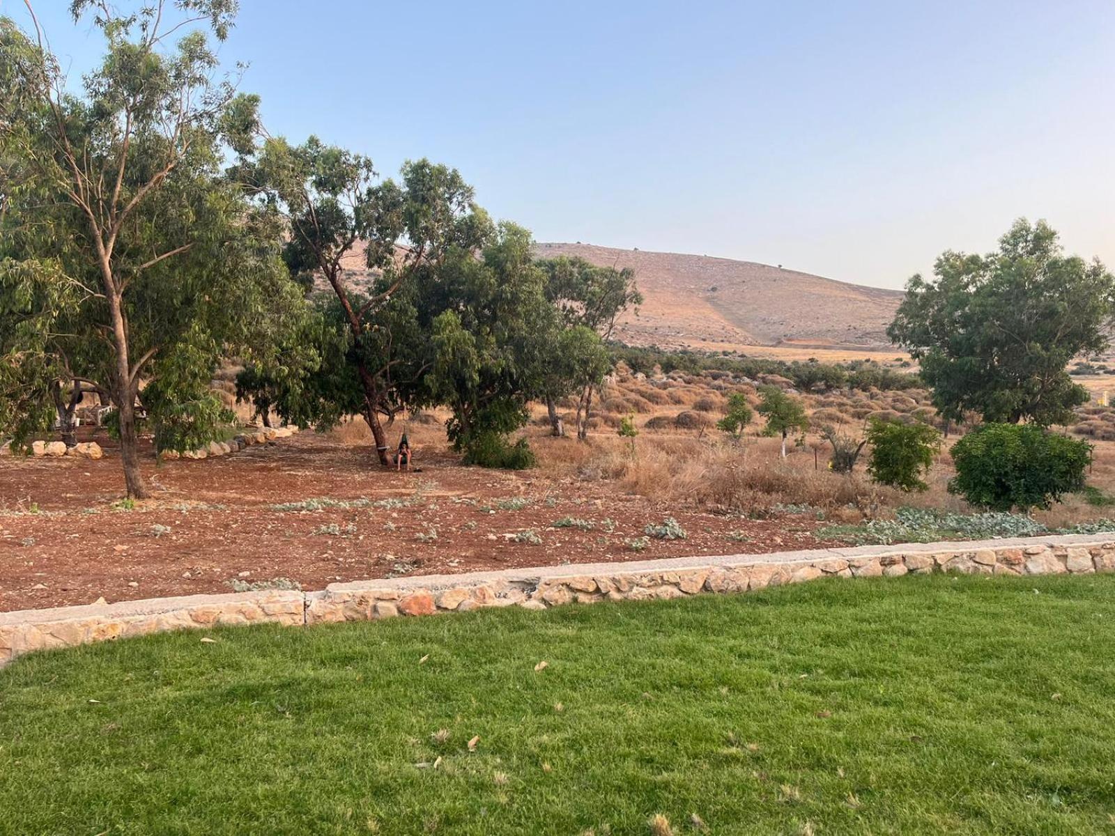 הוילה נורית זריחה למרגלות הגלבוע מראה חיצוני תמונה